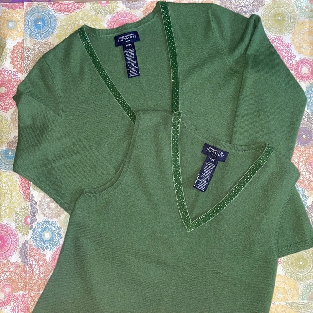 Jones New York Signature Vintage Petite Sweater Duo